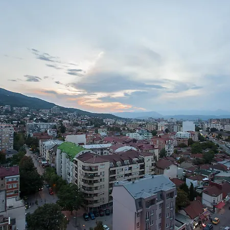 Gm Skyview Luxury Flatiron *