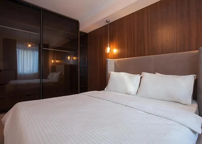 Gm Skyview Luxury Flatiron *